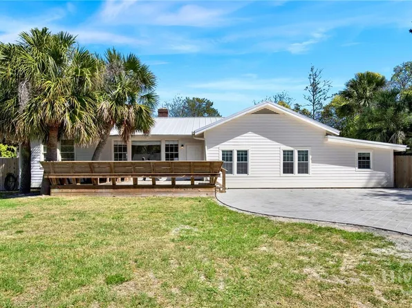 1402 6th Avenue, Tybee Island, GA 31328