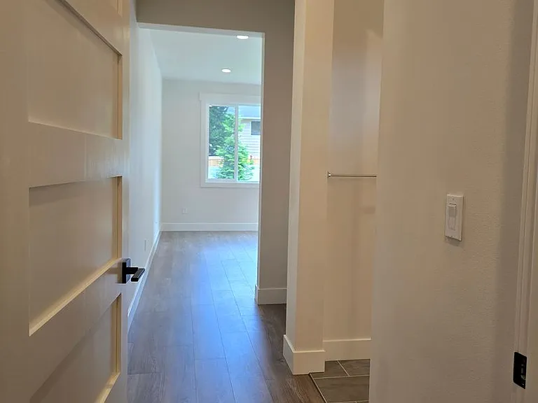 8717 33rd St E — Photo 15