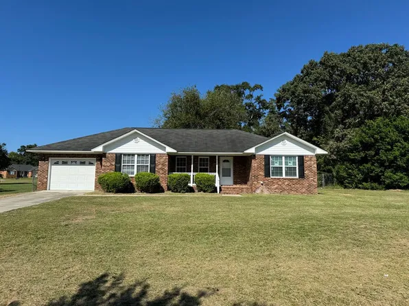 3420 Valencia Dr, Dalzell, SC 29040