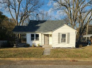 219 Hays Ave, Trenton, TN 38382