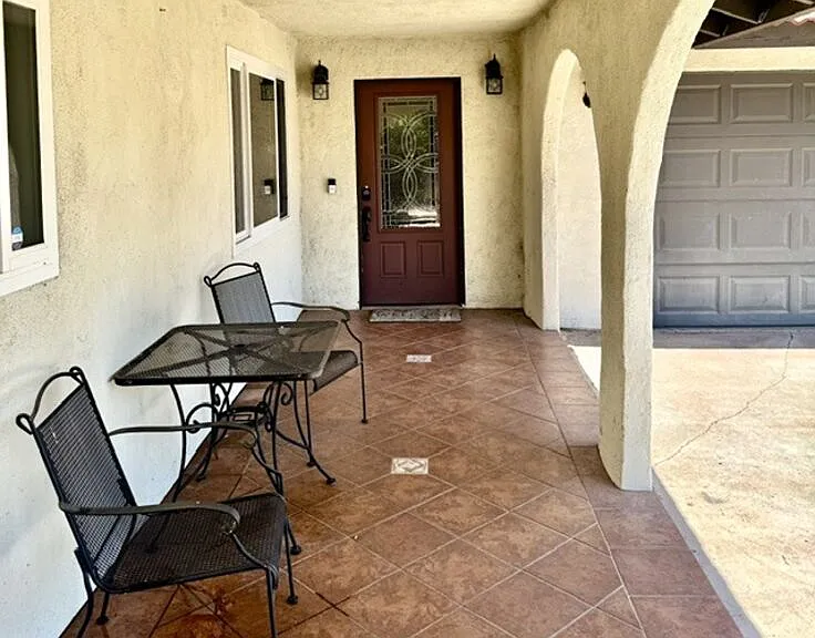 21963 Strawberry Ln — Photo 2