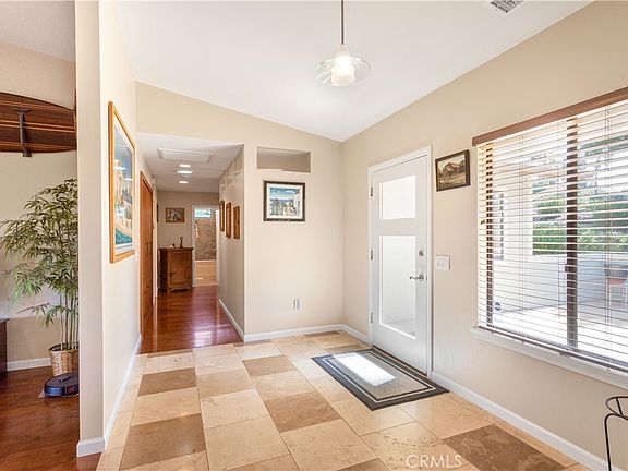 5th image of 1691 Pepper Tree Pl