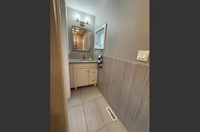 31 Ladd St #31 — Photo 6