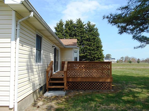 3rd image of 19 Keel Ct