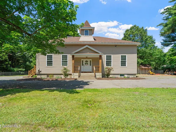 1943 Brookview Road, Castleton, NY 12033