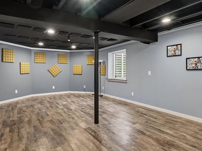 50738 Calvert Isle Dr — Photo 37