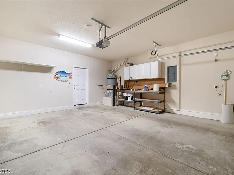 4405 Penguin Ave — Photo 40