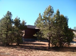 2349 Chandelle Ln, Overgaard, AZ 85933
