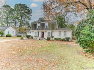 20 Holly Dr, Newport News, VA 23601