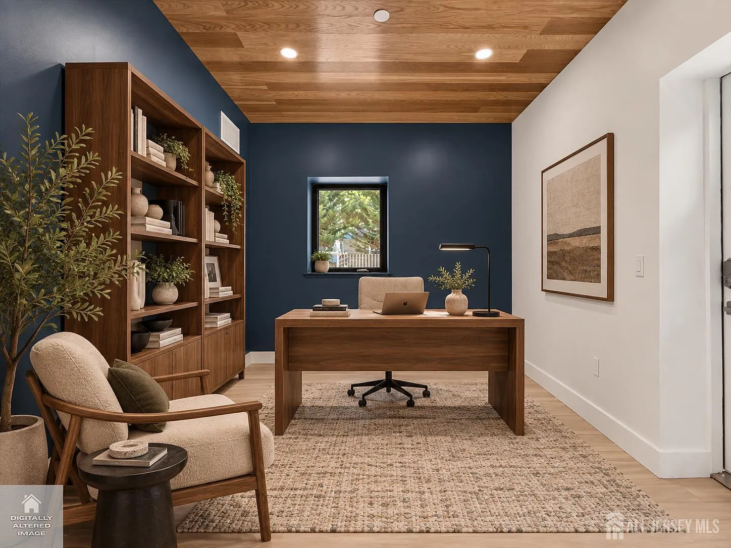 810 N 2nd Ave — Photo 4