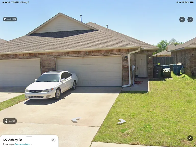 122 Ashley Dr — Photo 1
