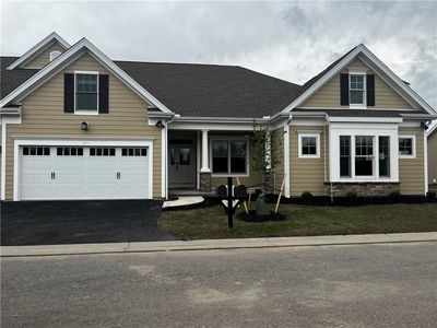 245 Bretlyn Cir, Rochester, NY, 14618