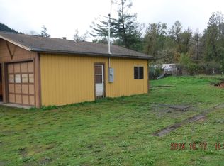 76390 River Rd, Oakridge, OR 97463