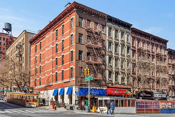 Rented by Corcoran | media 6