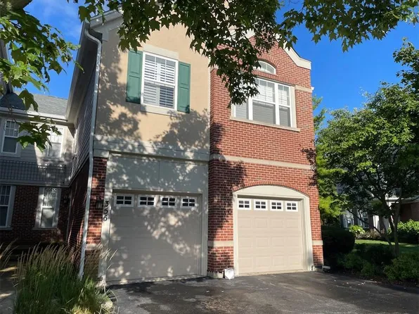 355 Pine Lake Cir, Vernon Hills, IL 60061