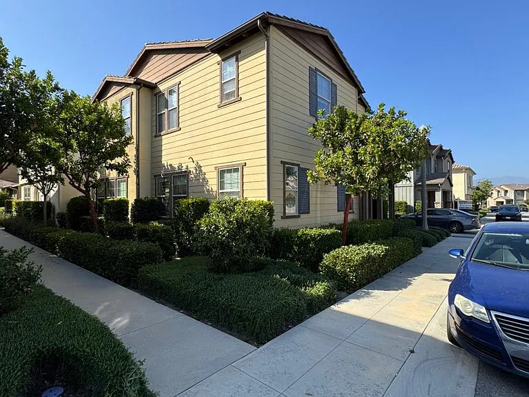 75 Majeza Ct — Photo 35
