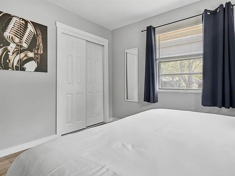 7706 Delafield Ln — Photo 27