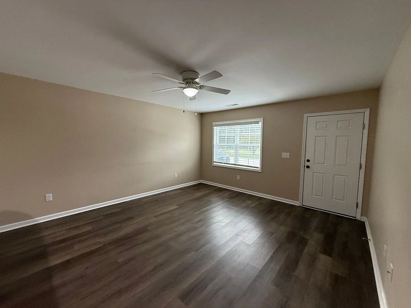 2 Bedroom, 2 bath duplex. — Photo 3