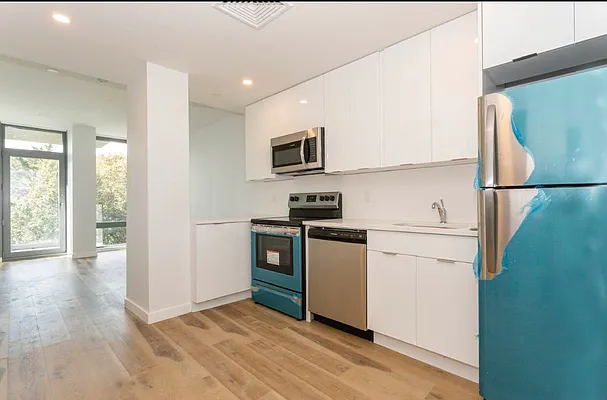 Rented by NY Space Finders Inc. | media 5