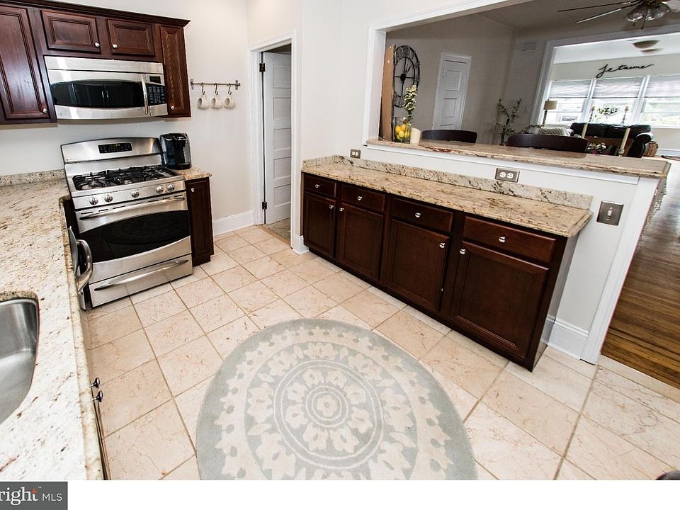 1st image of 7419 Rockwell Ave