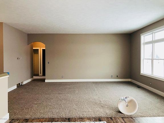 5th image of 3555 Stephanie Dr