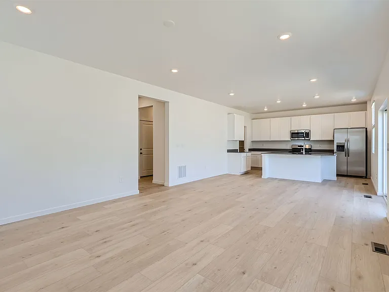10983 Olathe St — Photo 6