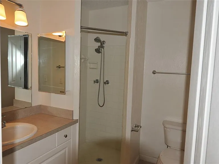501 SW 75th St #A14 — Photo 23