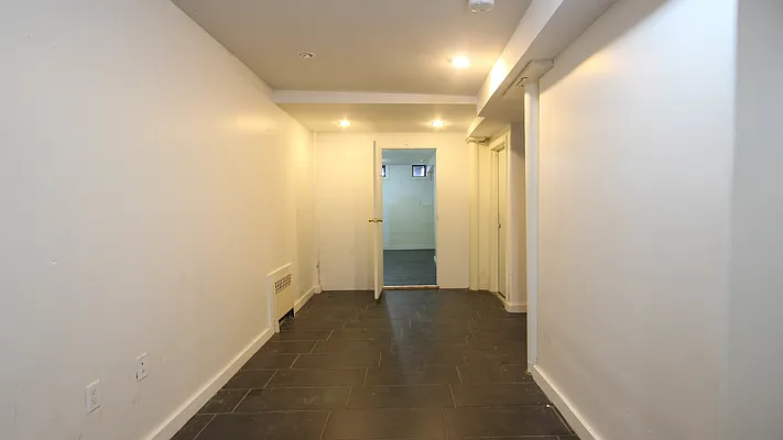 Rented by Nooklyn NYC LLC | media 43