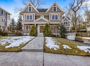 36 Newbrook Cir, Newton, MA 02467