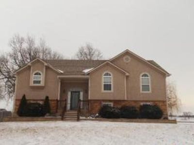 315 S Black Jack Ave, Lone Jack, MO, 64070