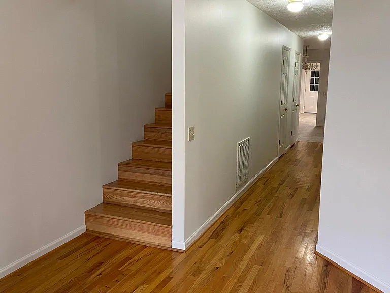 409 Spring Ave NW — Photo 6