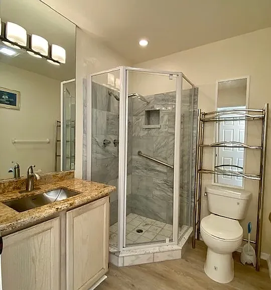 10960 Ashton Ave #306 — Photo 9
