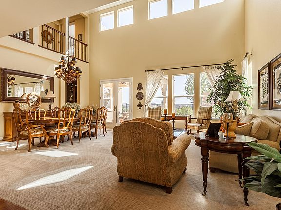 4th image of 7063 Tuscany Way