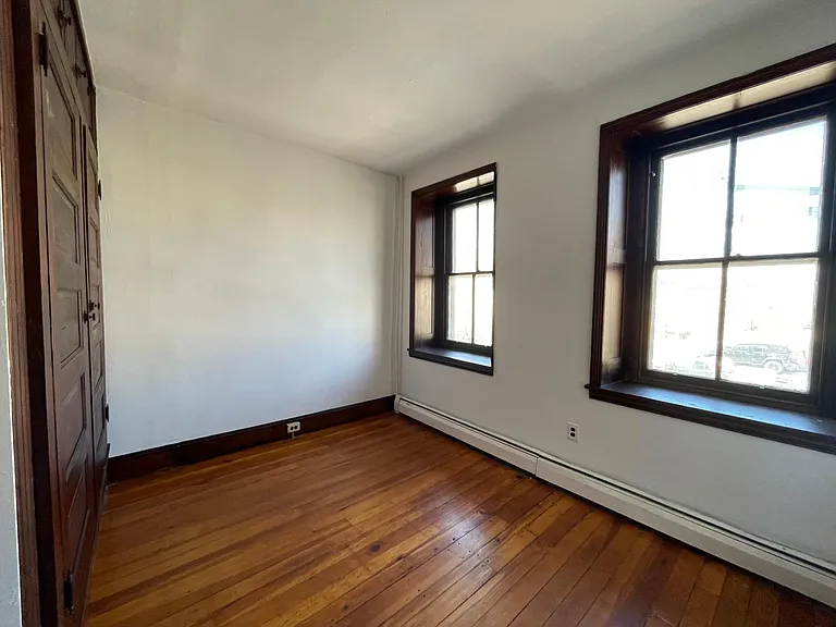 202 Bridge St #2 — Photo 8