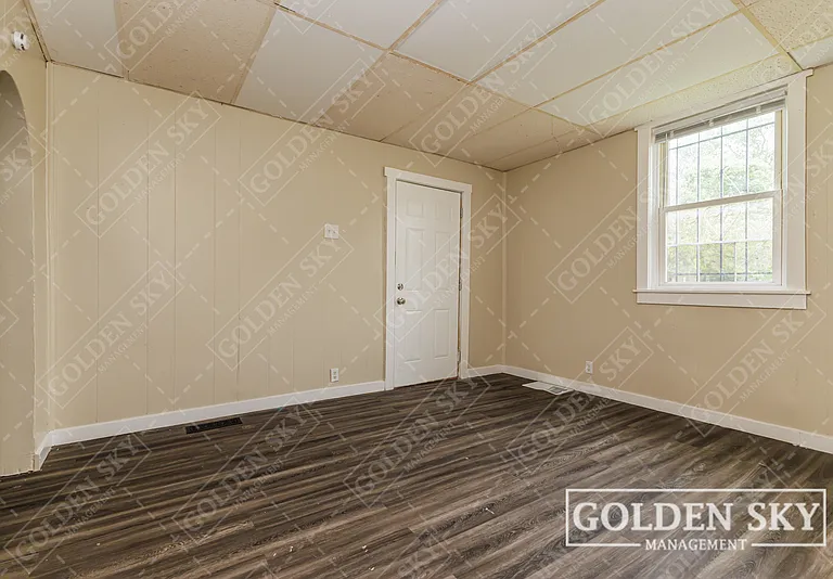 1203 W 1st St #2 — Photo 2