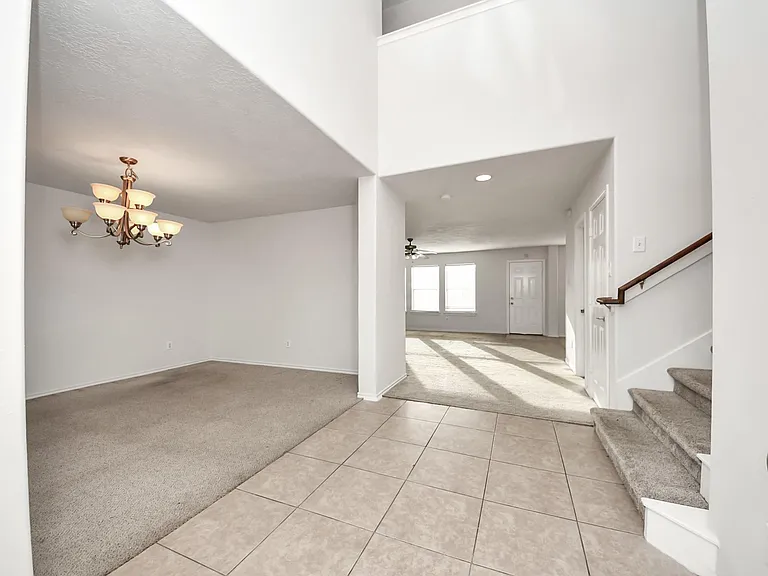 6411 Bright Falls Ln — Photo 4
