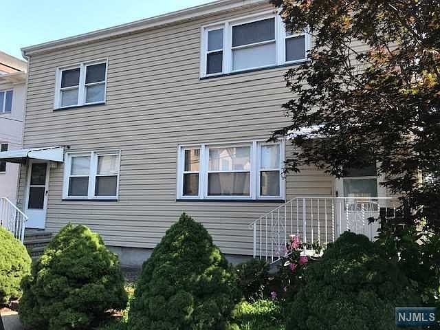 1st image of 497 Catherine St Floor 2