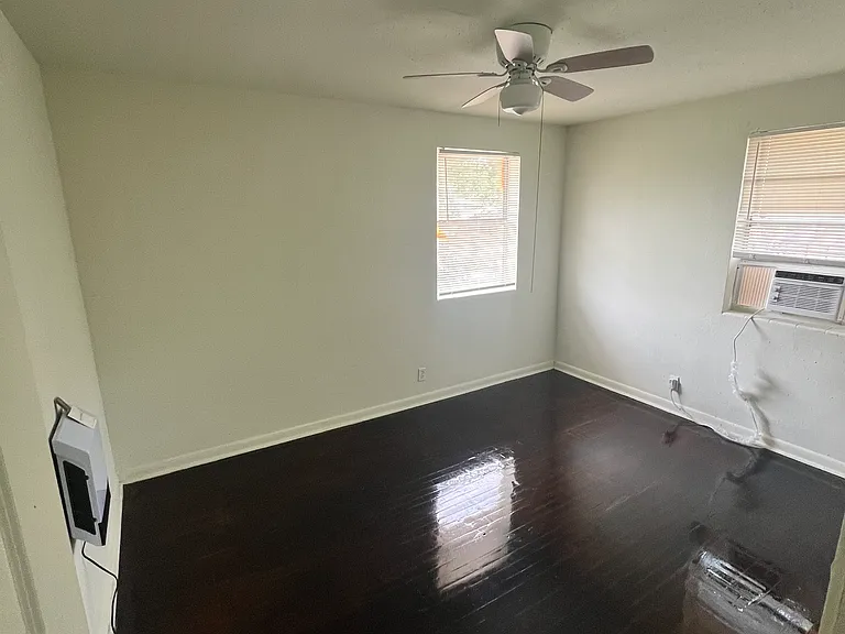 3505 Chase Ave #3 — Photo 5