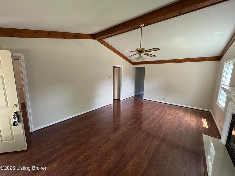 8600 Tannen Dr — Photo 6