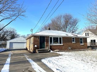 525 S Weimar St, Appleton, WI 54915