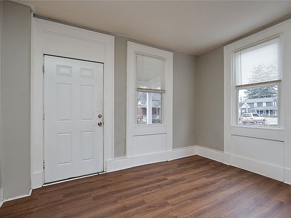 4th image of 517 Buckeye St