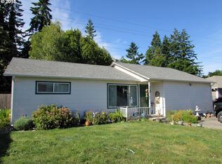 315 Spruce Dr, Brookings, OR 97415