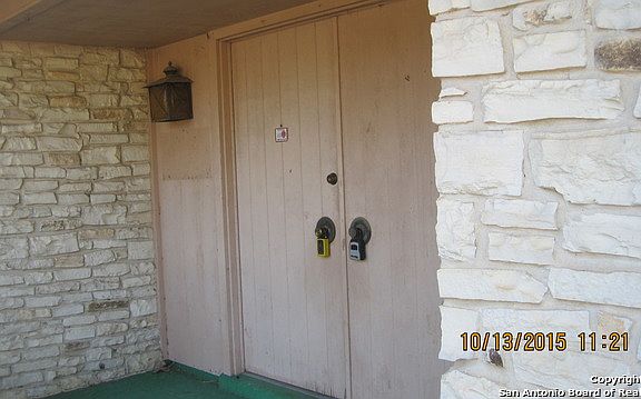 3rd image of 5514 Beech Valley St