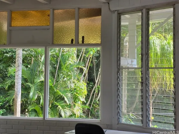 3545 Waakaua St, Honolulu, HI 96822