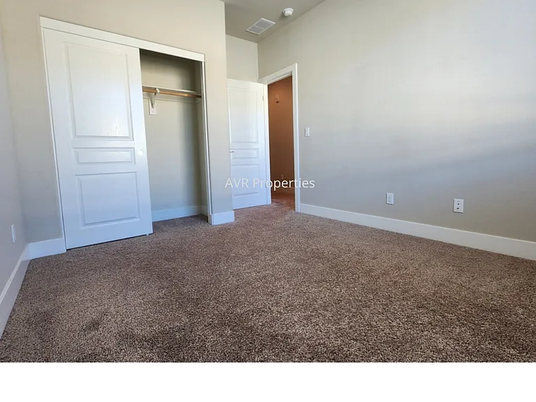 5635 Melodia Cir — Photo 17