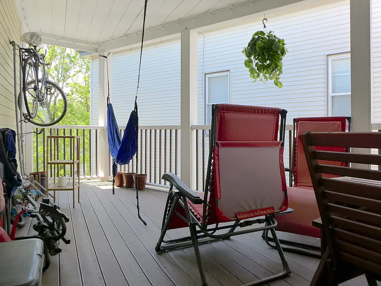 66 Bristol St — Photo 11