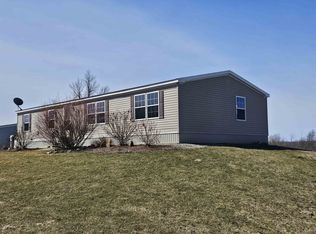 4 Ruths Dr, Saint Albans, VT 05478