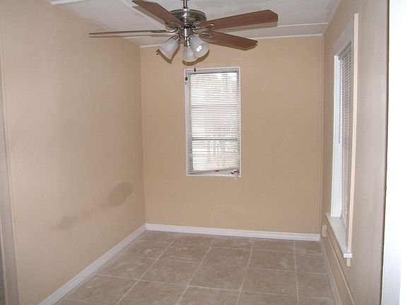 4th image of 333 Walton Blvd APT 5