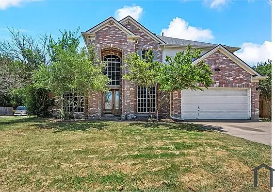 5 bed, 2610 sqft, $3,500 — Photo 3