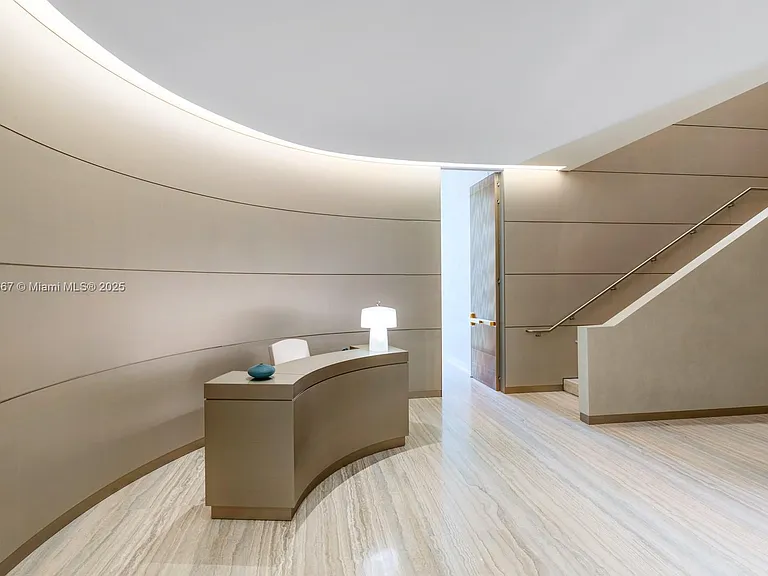 18975 SE Collins Ave #3504 — Photo 36
